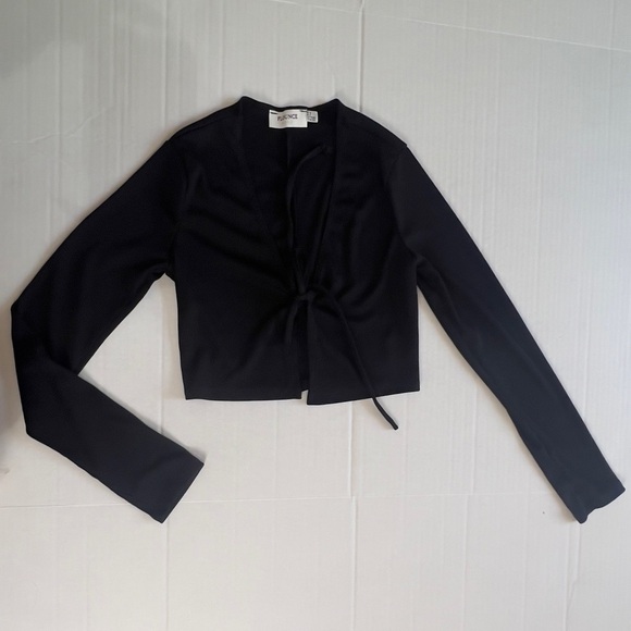 Flounce club black front tie open blouse - Picture 6 of 6